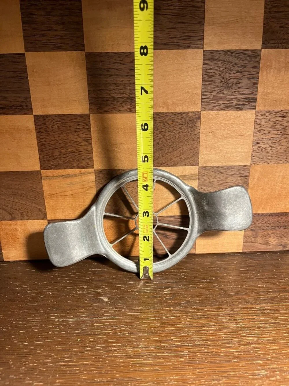 Metal Apple Corer Slicer A585